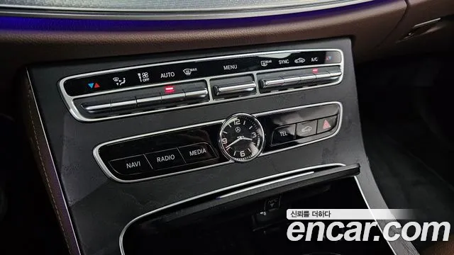 2020 Mercedes-Benz E-Class W213 E250 Avantgarde Sold VIN W1KZF4FB7LA764972 – undercarriage