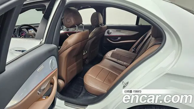 2020 Mercedes-Benz E-Class W213 E250 Avantgarde Sold VIN W1KZF4FB7LA764972 – photo 24