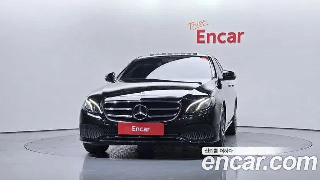 2020 Mercedes-Benz E-Class W213 E250 Avantgarde Sold VIN W1KZF4FB7LA829075 – engine bay 2020 Mercedes-Benz E-Class W213 E250 Avantgarde Sold VIN W1KZF4FB7LA829075 – engine bay