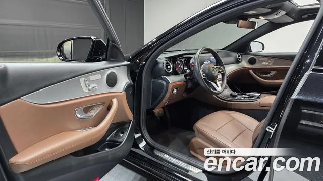 2020 Mercedes-Benz E-Class W213 E250 Avantgarde Sold VIN W1KZF4FB7LA829075 – photo 34 2020 Mercedes-Benz E-Class W213 E250 Avantgarde Sold VIN W1KZF4FB7LA829075 – photo 34