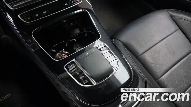 2021 Mercedes-Benz E-Class W213 E250 Avantgarde Sold VIN W1KZF4FB7MA943921 – exterior detail