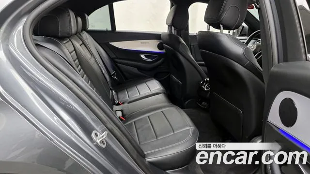 2021 Mercedes-Benz E-Class W213 E250 Avantgarde Sold VIN W1KZF4FB7MA943921 – trunk area