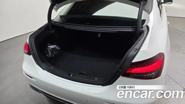 2022 Mercedes-Benz E-Class W213 E250 Avantgarde Sold VIN W1KZF4FB7NB028675 – photo 25