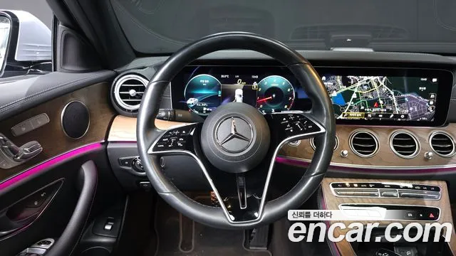 2022 Mercedes-Benz E-Class W213 E250 Exclusive Sold VIN W1KZF4FB7NB046609 – rear exterior
