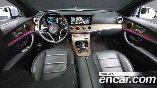 2022 Mercedes-Benz E-Class W213 E250 Exclusive Sold VIN W1KZF4FB7NB046609 – exterior detail