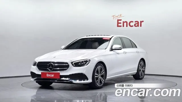 2022 Mercedes-Benz E-Class W213 E250 Avantgarde Sold VIN W1KZF4FB7NB072319 – side profile