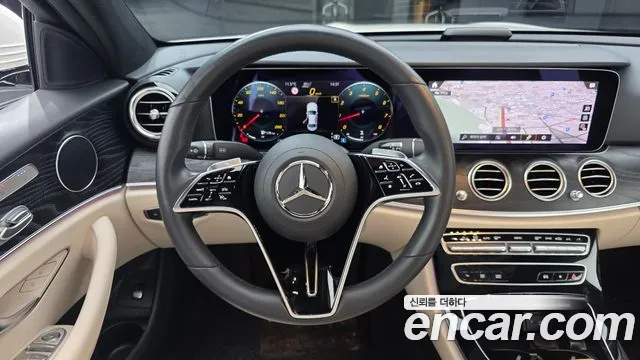 2022 Mercedes-Benz E-Class W213 E250 Avantgarde Sold VIN W1KZF4FB7NB072319 – dashboard