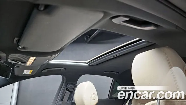 2022 Mercedes-Benz E-Class W213 E250 Avantgarde Sold VIN W1KZF4FB7NB077312 – front exterior
