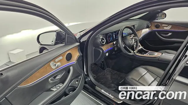 2021 Mercedes-Benz E-Class W213 E250 Exclusive Sold VIN W1KZF4FB8MA954913 – dashboard