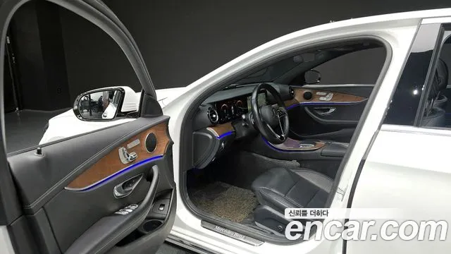 2021 Mercedes-Benz E-Class W213 E250 Exclusive Sold VIN W1KZF4FB8MA958850 – engine bay