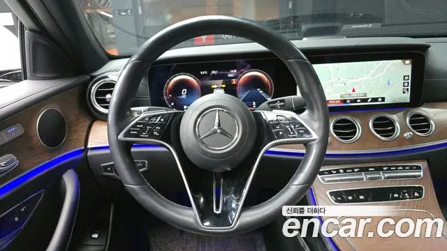 2021 Mercedes-Benz E-Class W213 E250 Exclusive Sold VIN W1KZF4FB8MA958850 – trunk area