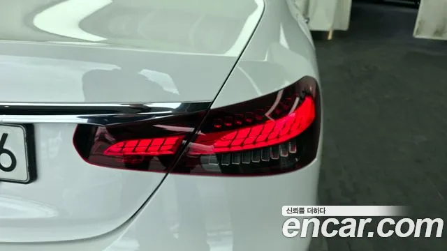 2021 Mercedes-Benz E-Class W213 E250 Exclusive Sold VIN W1KZF4FB8MA972084 – photo 15 2021 Mercedes-Benz E-Class W213 E250 Exclusive Sold VIN W1KZF4FB8MA972084 – photo 15