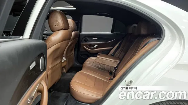 2023 Mercedes-Benz E-Class W213 E250 Avantgarde Sold VIN W1KZF4FB9PB162302 – photo 11 2023 Mercedes-Benz E-Class W213 E250 Avantgarde Sold VIN W1KZF4FB9PB162302 – photo 11