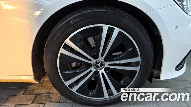 2021 Mercedes-Benz E-Class W213 E250 Avantgarde VIN W1KZF4FBXMA929205
