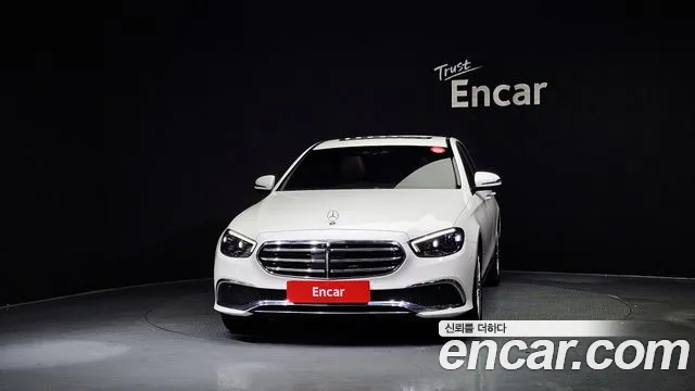 2022 Mercedes-Benz E-Class W213 E250 Exclusive Sold VIN W1KZF4FBXNB008582 – front exterior
