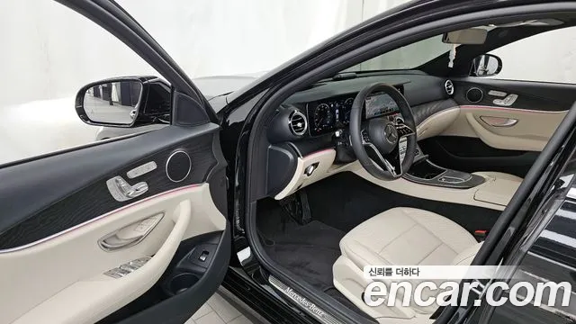 2023 Mercedes-Benz E-Class W213 E250 AMG Line Sold VIN W1KZF4FBXPB180288 – photo 12