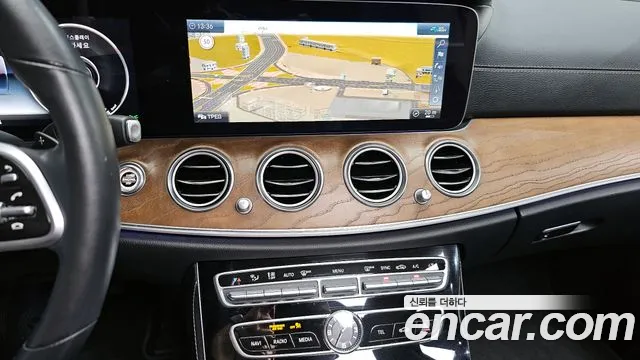 2020 Mercedes-Benz E-Class W213 E300 4MATIC Exclusive Sold VIN W1KZF4KB3LA824798 – photo 14