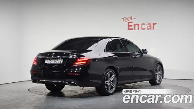 2020 Mercedes-Benz E-Class W213 E300 4MATIC AMG Line Sold VIN W1KZF4KB7LA843371 – photo 11