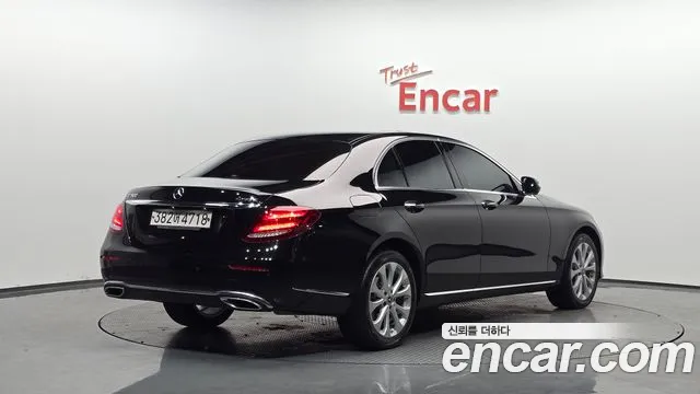 2020 Mercedes-Benz E-Class W213 E300 4MATIC Exclusive VIN W1KZF4KBXLA859614