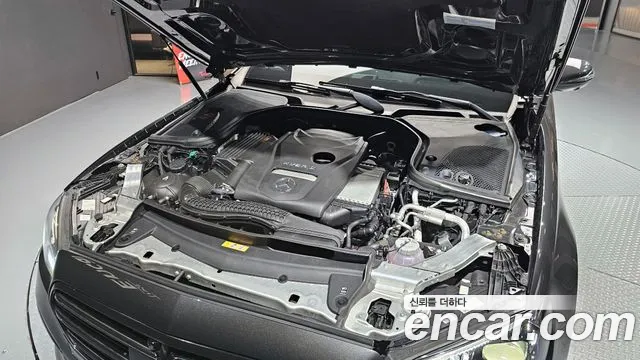 2021 Mercedes-Benz E-Class W213 E300e 4MATIC Exclusive Sold VIN W1KZF5EB4MA955631 – undercarriage