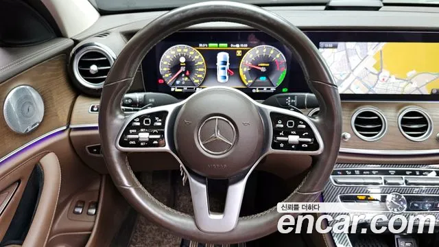 2020 Mercedes-Benz E-Class W213 E300e 4MATIC Exclusive Sold VIN W1KZF5EB7LA772528 – photo 17