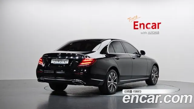 2020 Mercedes-Benz E-Class W213 E300e 4MATIC Exclusive Sold VIN W1KZF5EB8LA812597 – photo 25