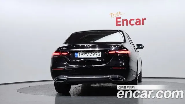 2021 Mercedes-Benz E-Class W213 E450 4MATIC Exclusive Sold VIN W1KZF5KB5MA993602 – interior seats 2021 Mercedes-Benz E-Class W213 E450 4MATIC Exclusive Sold VIN W1KZF5KB5MA993602 – interior seats