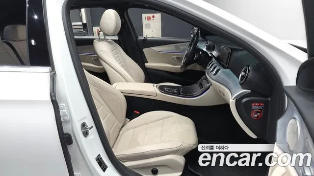 2021 Mercedes-Benz E-Class W213 E350 4MATIC Avantgarde Sold VIN W1KZF8GB0MA993016 – photo 18