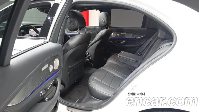 2023 Mercedes-Benz E-Class W213 E350 4MATIC AMG Line Sold VIN W1KZF8GB0PB124060 – rear exterior 2023 Mercedes-Benz E-Class W213 E350 4MATIC AMG Line Sold VIN W1KZF8GB0PB124060 – rear exterior
