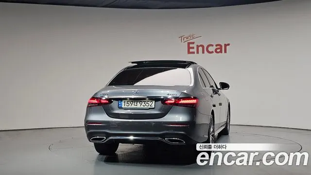 2022 Mercedes-Benz E-Class W213 E350 4MATIC AMG Line Sold VIN W1KZF8GB1NB047650 – trunk area