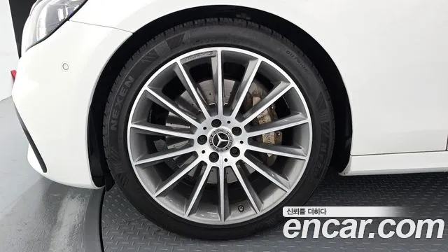 2021 Mercedes-Benz E-Class W213 E350 4MATIC AMG Line Sold VIN W1KZF8GB2MA966254 – side profile