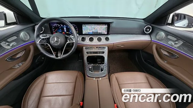 2022 Mercedes-Benz E-Class W213 E350 4MATIC Avantgarde Sold VIN W1KZF8GB2NB039038 – trunk area