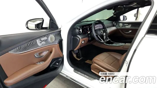 2023 Mercedes-Benz E-Class W213 E350 4MATIC Exclusive Sold VIN W1KZF8GB2PB107003 – exterior detail