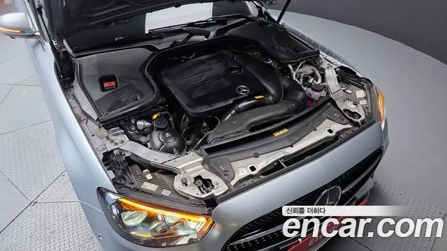 2022 Mercedes-Benz E-Class W213 E350 4MATIC AMG Line Sold VIN W1KZF8GB4NB055919 – trunk area
