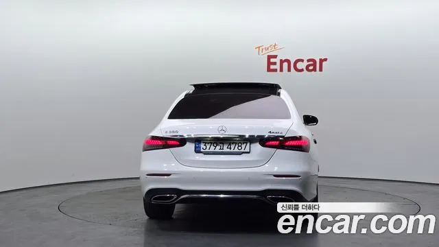 2021 Mercedes-Benz E-Class W213 E350 4MATIC AMG Line Sold VIN W1KZF8GB5MA924726 – side profile