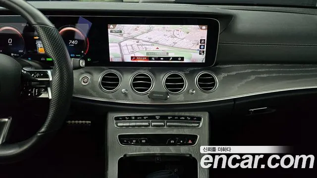 2021 Mercedes-Benz E-Class W213 E350 4MATIC AMG Line Sold VIN W1KZF8GB5MA994808 – side profile