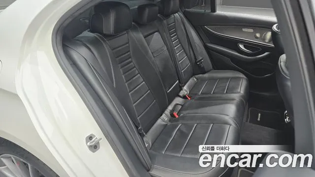 2022 Mercedes-Benz E-Class W213 E350 4MATIC AMG Line Sold VIN W1KZF8GB5NB045741 – exterior detail