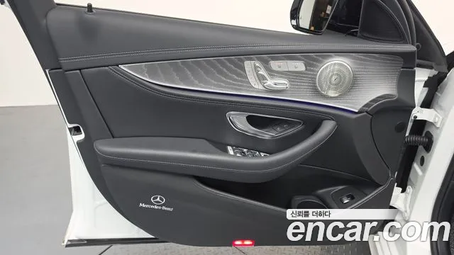 2023 Mercedes-Benz E-Class W213 E350 4MATIC AMG Line Sold VIN W1KZF8GB7PB171005 – dashboard