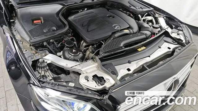 2020 Mercedes-Benz E-Class W213 E350 4MATIC AMG Line Sold VIN W1KZF8GB8LA824151 – exterior detail