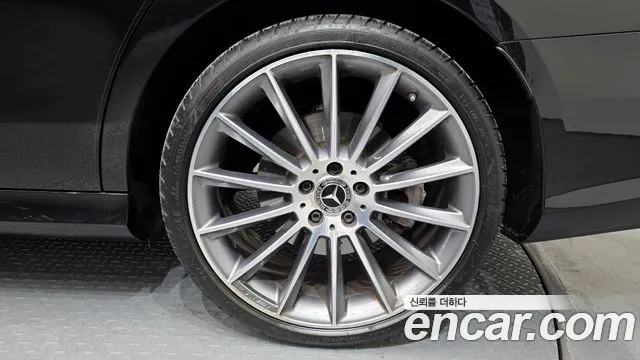 2021 Mercedes-Benz E-Class W213 E350 4MATIC AMG Line Sold VIN W1KZF8GB8MA961835 – photo 12