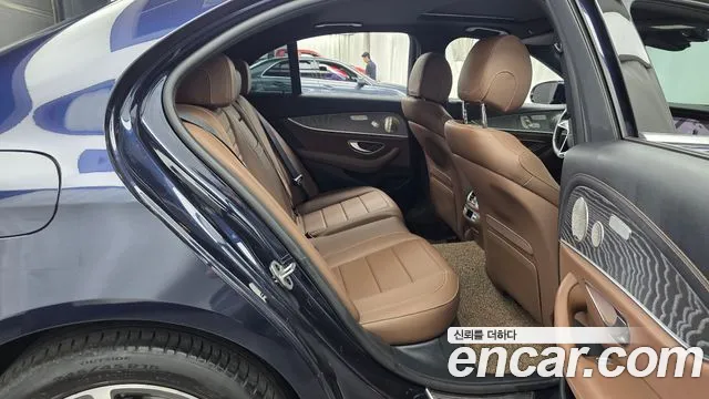 2022 Mercedes-Benz E-Class W213 E350 4MATIC Avantgarde Sold VIN W1KZF8GB8NB059214 – photo 24