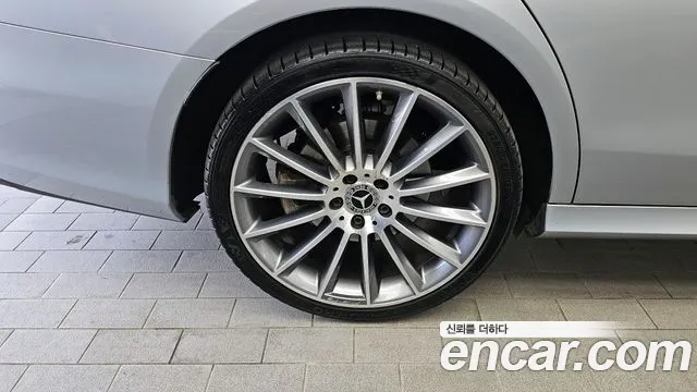 2021 Mercedes-Benz E-Class W213 E350 4MATIC AMG Line Sold VIN W1KZF8GBXMA934264 – photo 15