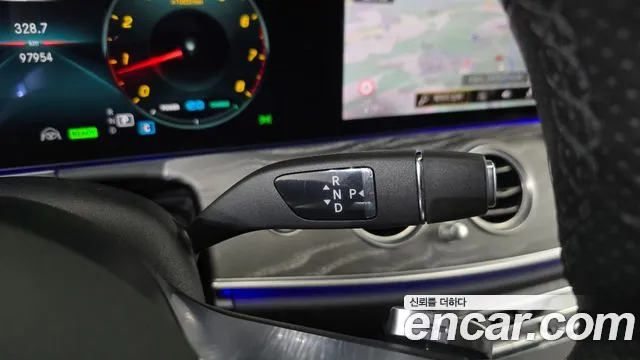 2021 Mercedes-Benz E-Class W213 E350 4MATIC AMG Line Sold VIN W1KZF8GBXMA957737 – dashboard