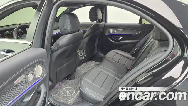 2021 Mercedes-Benz E-Class W213 E350 4MATIC AMG Line Sold VIN W1KZF8GBXMA957737 – interior seats
