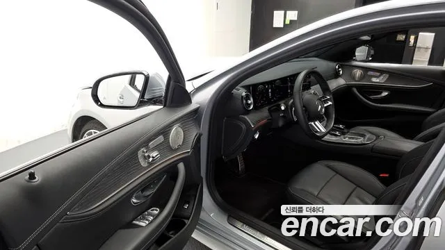2022 Mercedes-Benz E-Class W213 E350 4MATIC AMG Line Sold VIN W1KZF8GBXNB045752 – photo 30