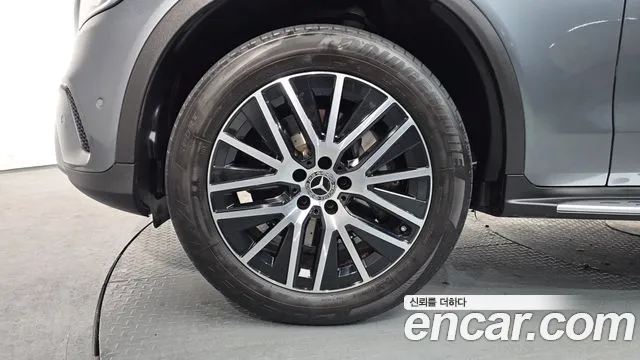 2021 Mercedes-Benz GLC-Class X253 GLC300e 4MATIC Sold VIN W1N0G5DB7MF975451 – undercarriage