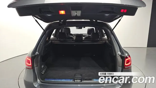 2022 Mercedes-Benz Glc-Class X253 Glc300 4matic Sold VIN W1N0G8EB4NG111677 – front exterior