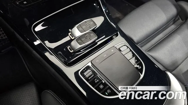 2021 Mercedes-Benz GLC-Class X253 GLC220 d 4MATIC Coupe Sold VIN W1N0J1FB3MF936962 – front exterior 2021 Mercedes-Benz GLC-Class X253 GLC220 d 4MATIC Coupe Sold VIN W1N0J1FB3MF936962 – front exterior