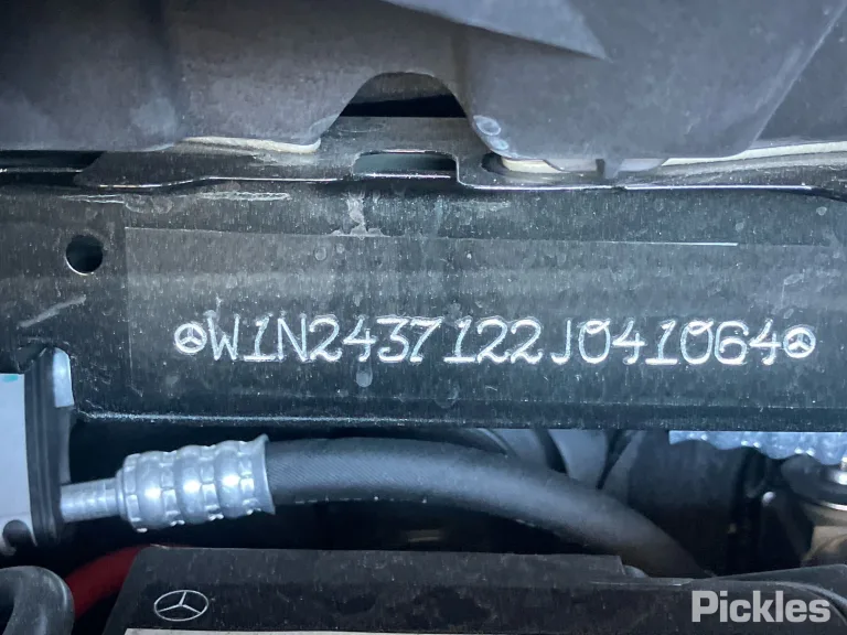2023 Mercedes-Benz EQA Damaged VIN W1N2437122J041064 – odometer reading