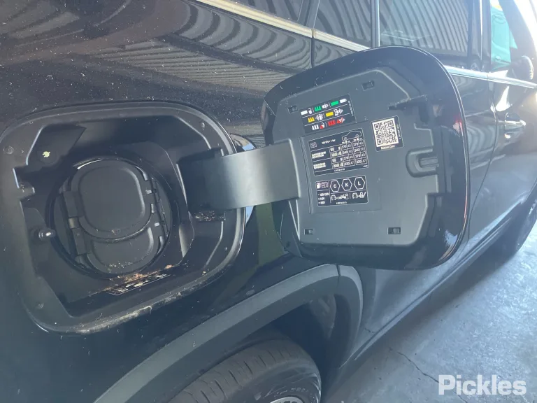 2023 Mercedes-Benz EQA Damaged VIN W1N2437122J041064 – photo 11